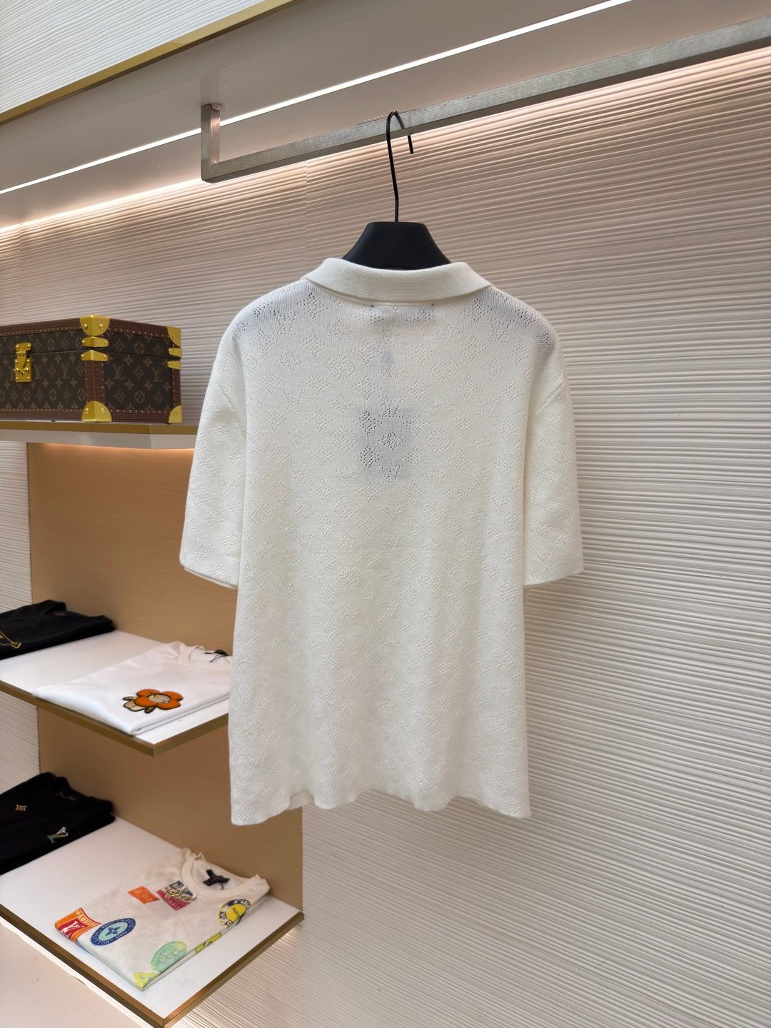 LV 26S SHORT-SLEEVED KNIT POLO SHIRT STYLE 206