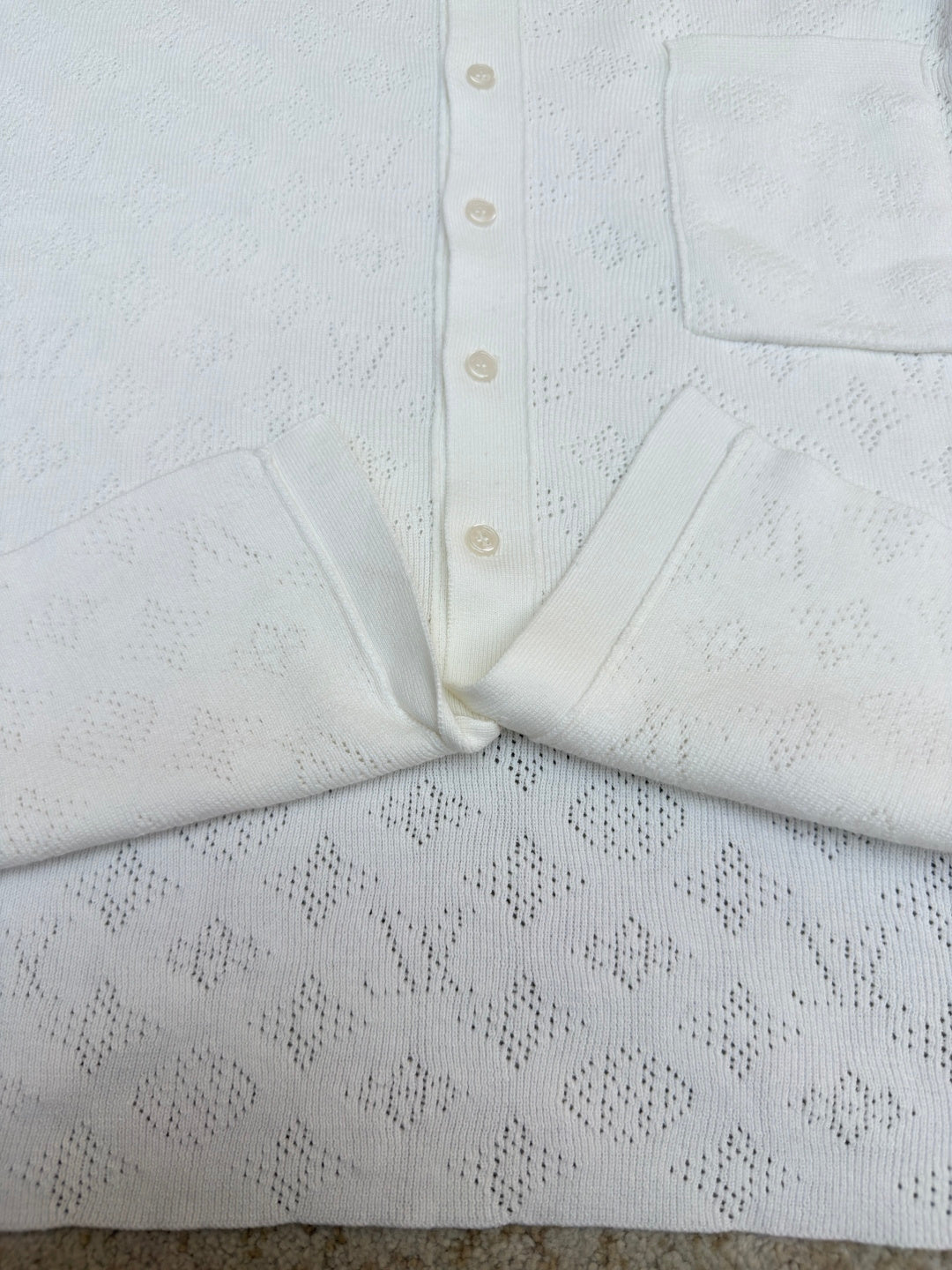 LV 26S SHORT-SLEEVED KNIT POLO SHIRT STYLE 206