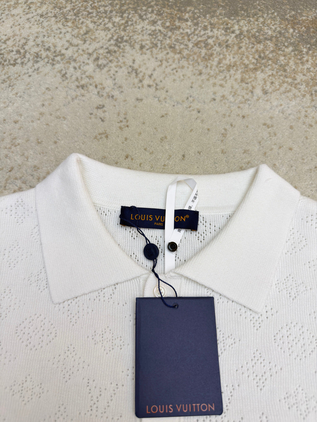 LV 26S SHORT-SLEEVED KNIT POLO SHIRT STYLE 206