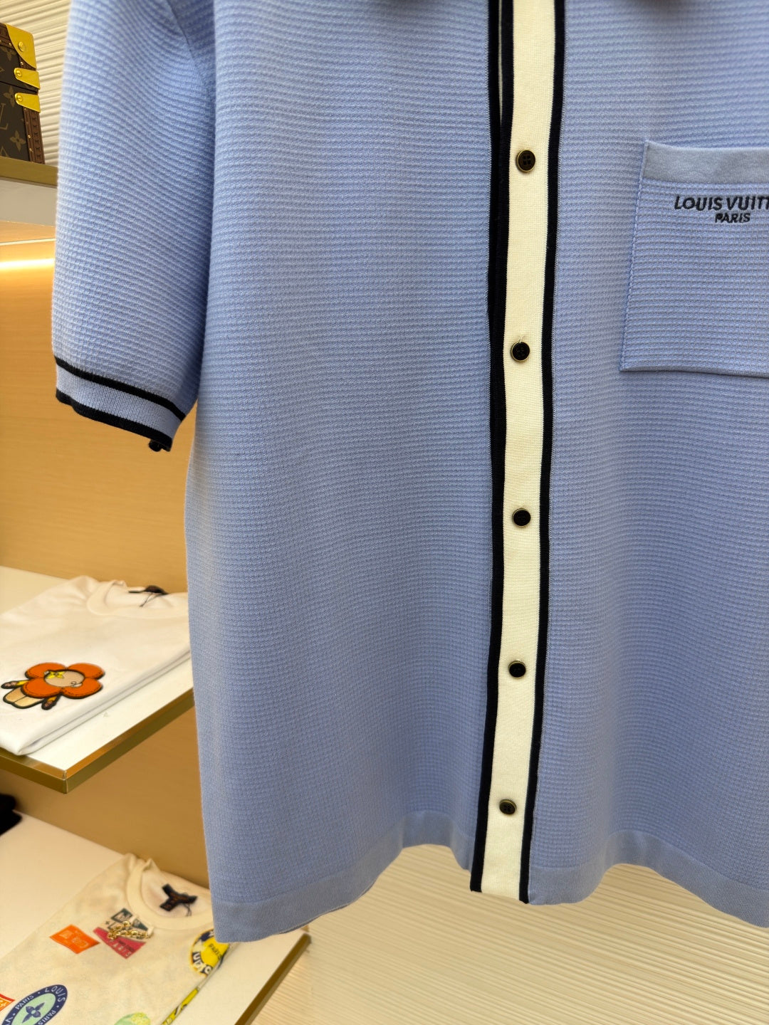 LV 26S SHORT-SLEEVED KNIT POLO SHIRT STYLE 204