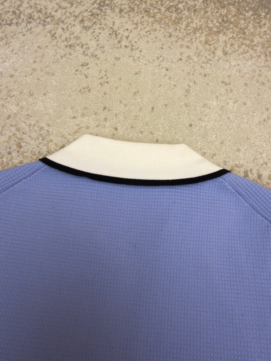 LV 26S SHORT-SLEEVED KNIT POLO SHIRT STYLE 204