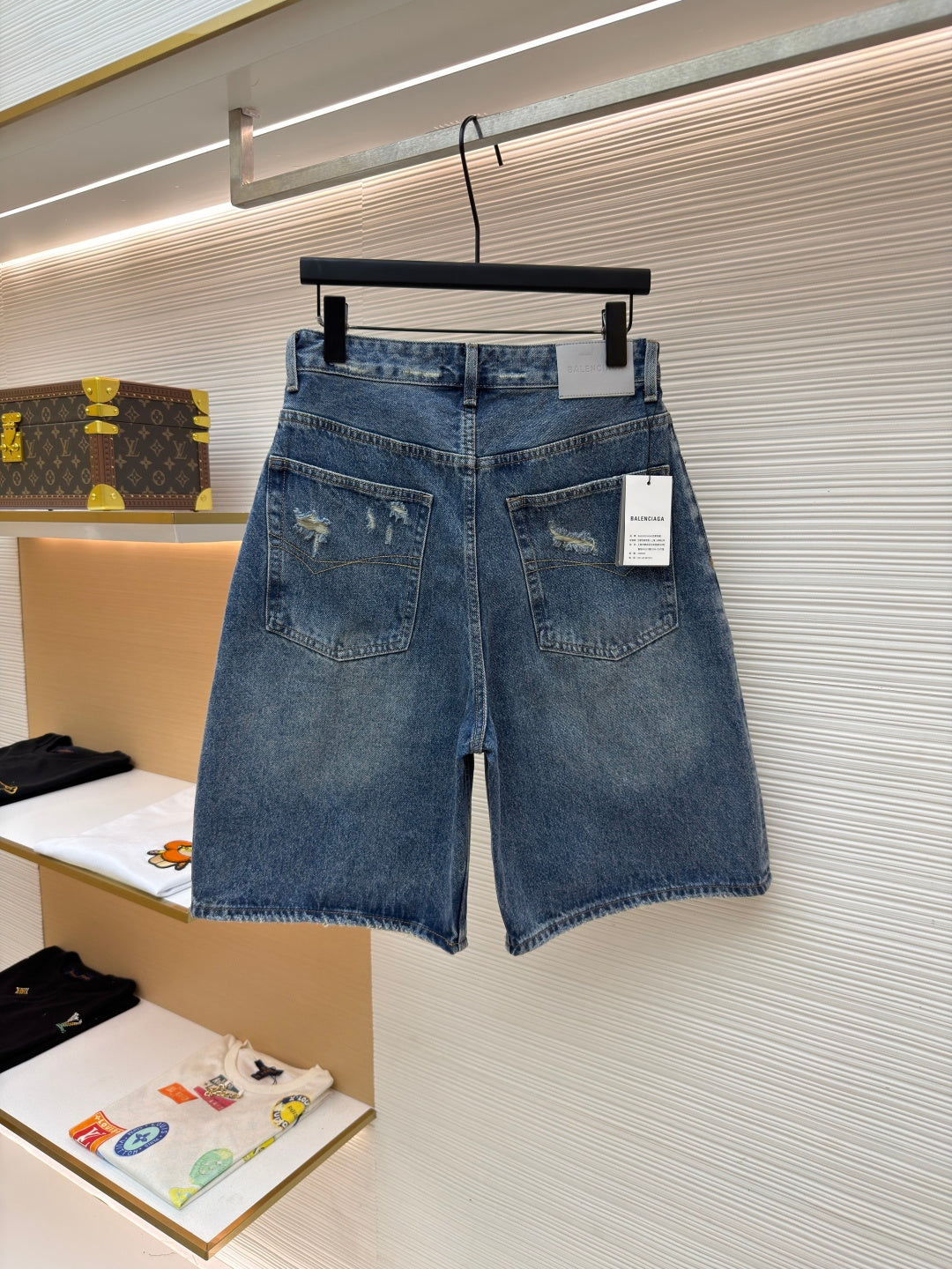 BALENCIAGA 26S DENIM SHORTS 017
