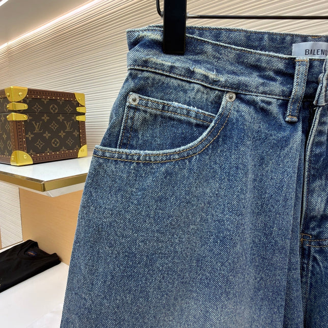 BALENCIAGA 26S DENIM SHORTS 017