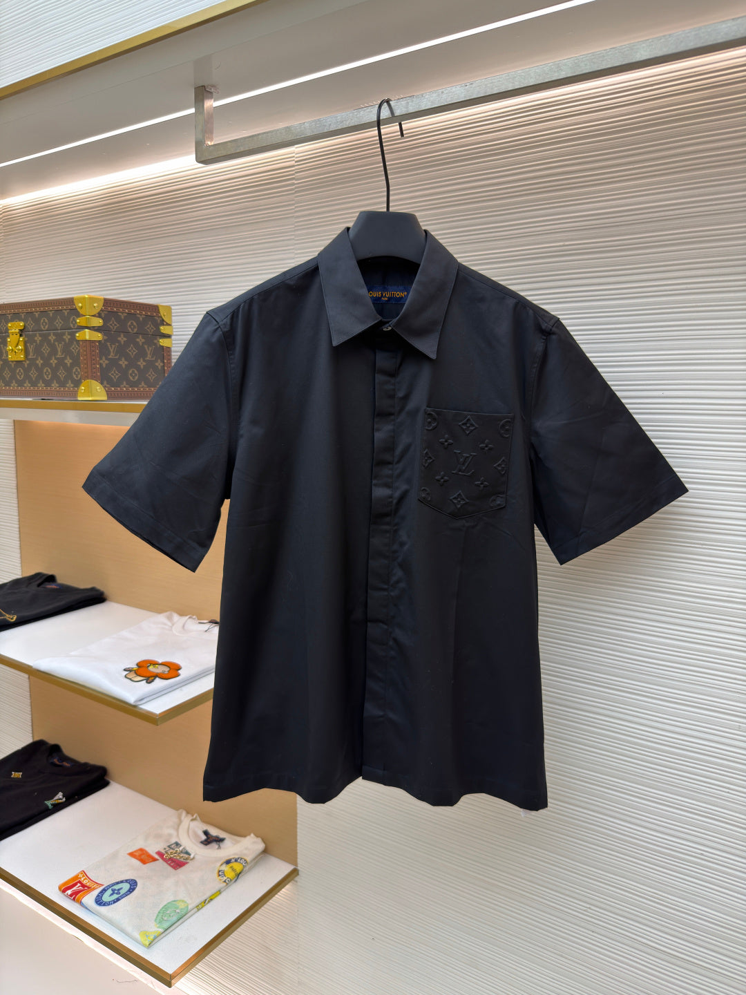LV 26S SHORT-SLEEVE SHIRT STYLE 173