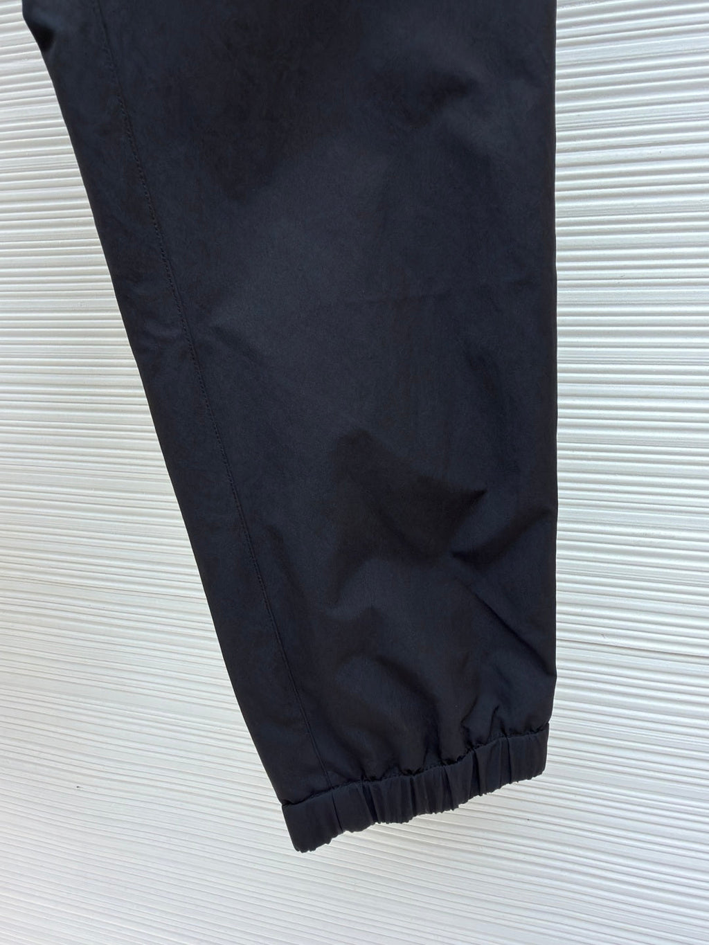MONCLER 26S JOGGER PANTS 586