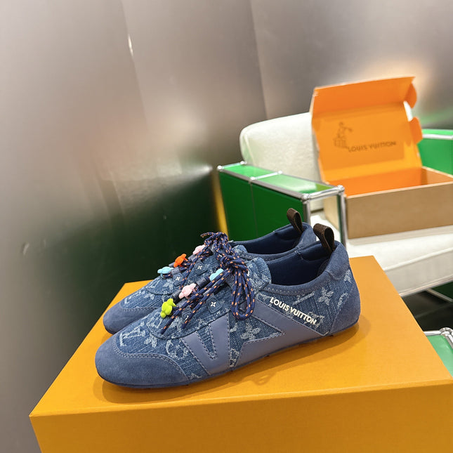 LV 26S SNEAKERS IN BLUE DENIM AND SUEDE WITH FLOWER CHARM