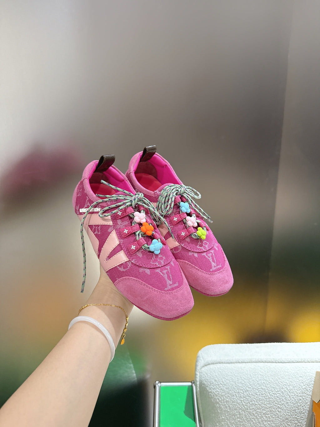 LV 26S SNEAKERS IN DARK PINK DENIM AND SUEDE WITH FLOWER CHARM