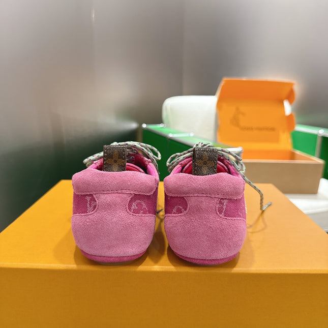 LV 26S SNEAKERS IN DARK PINK DENIM AND SUEDE WITH FLOWER CHARM