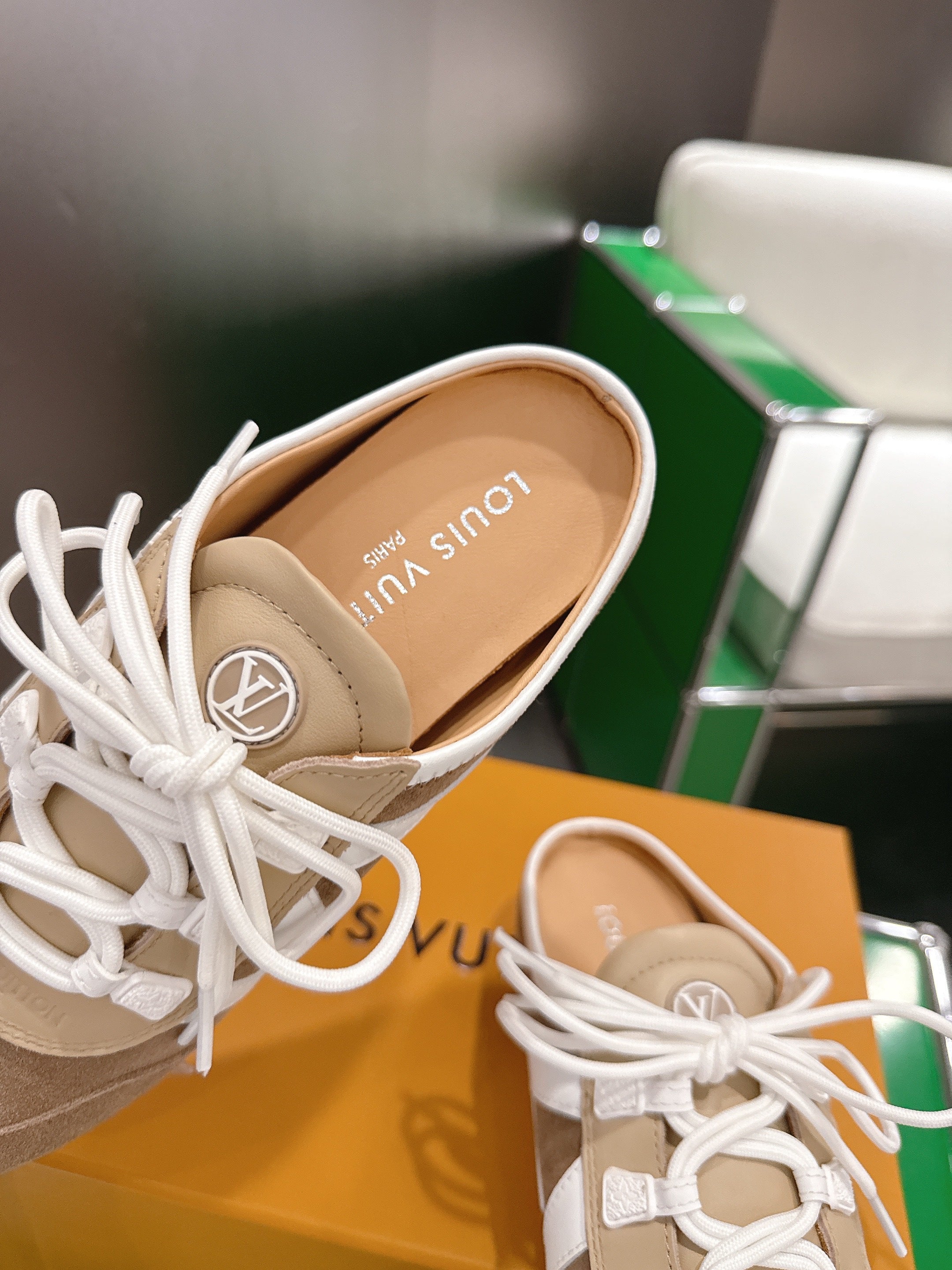 LV 26S MULE SNEAKERS IN CAMEL BEIGE SUEDE