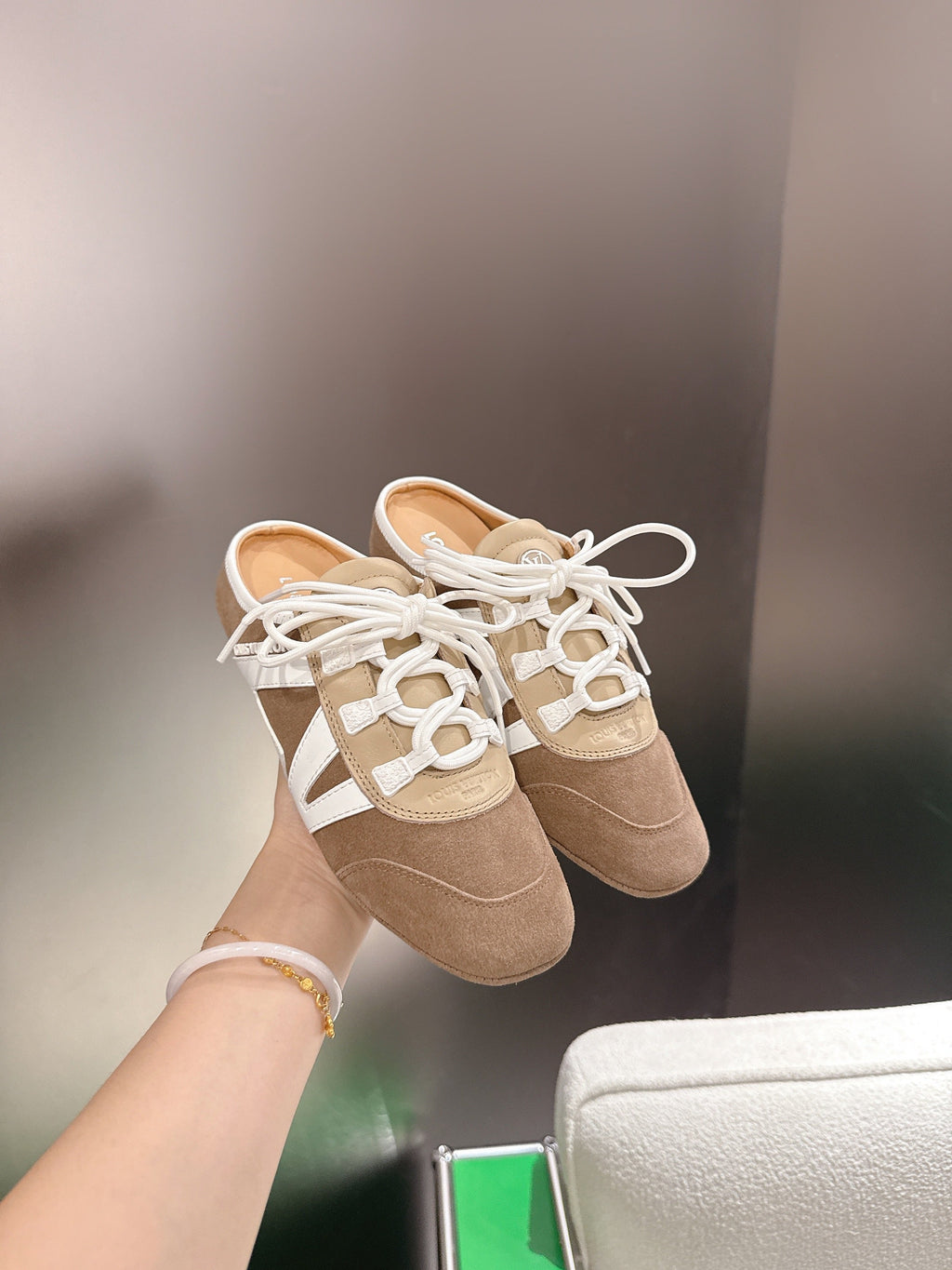 LV 26S MULE SNEAKERS IN CAMEL BEIGE SUEDE