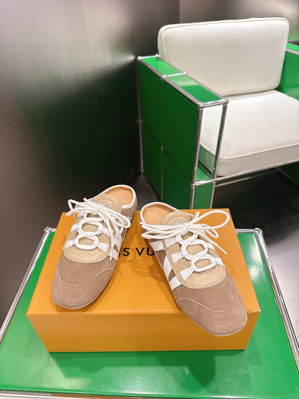 LV 26S MULE SNEAKERS IN CAMEL BEIGE SUEDE