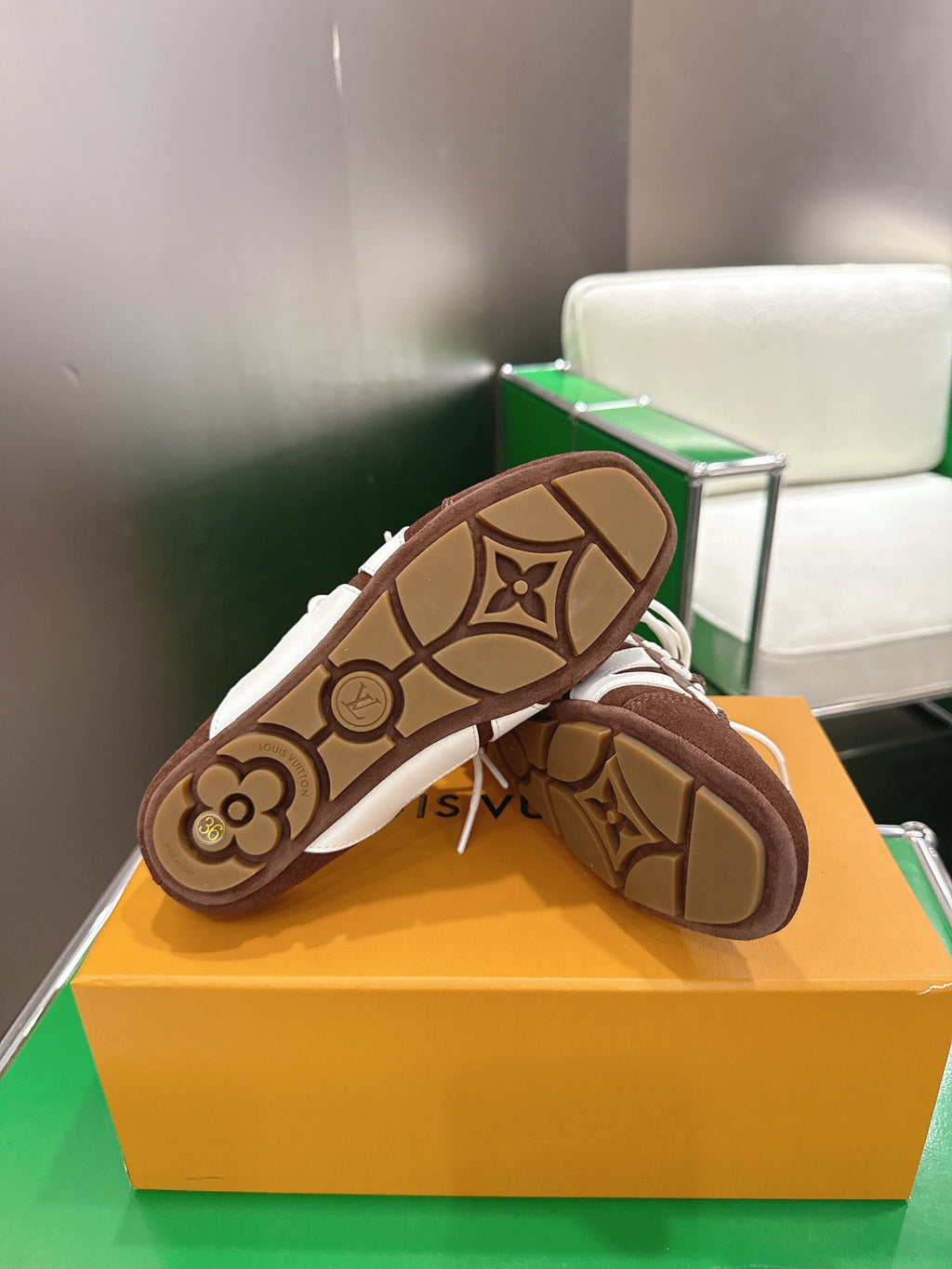 LV 26S MULE SNEAKERS IN DARK BROWN SUEDE