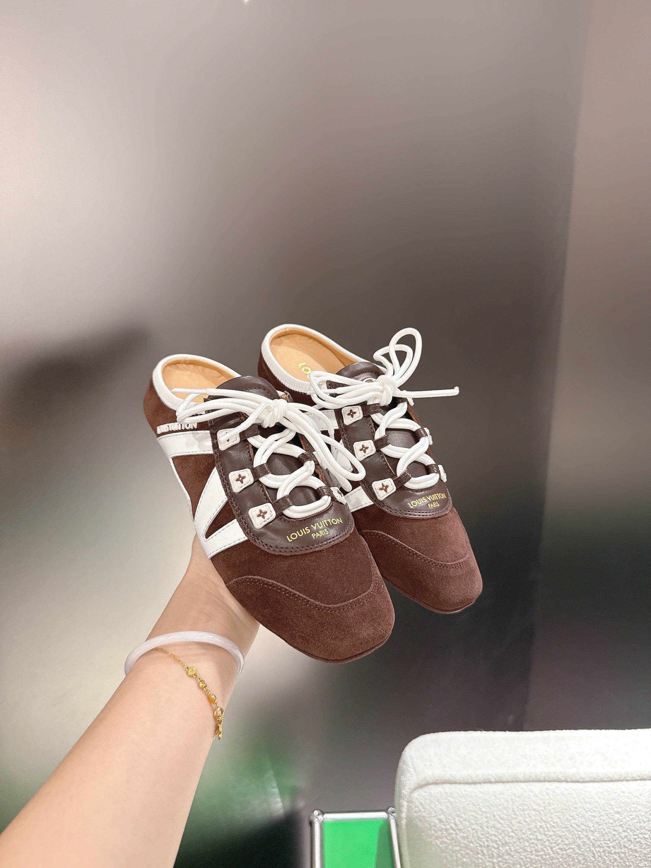 LV 26S MULE SNEAKERS IN DARK BROWN SUEDE