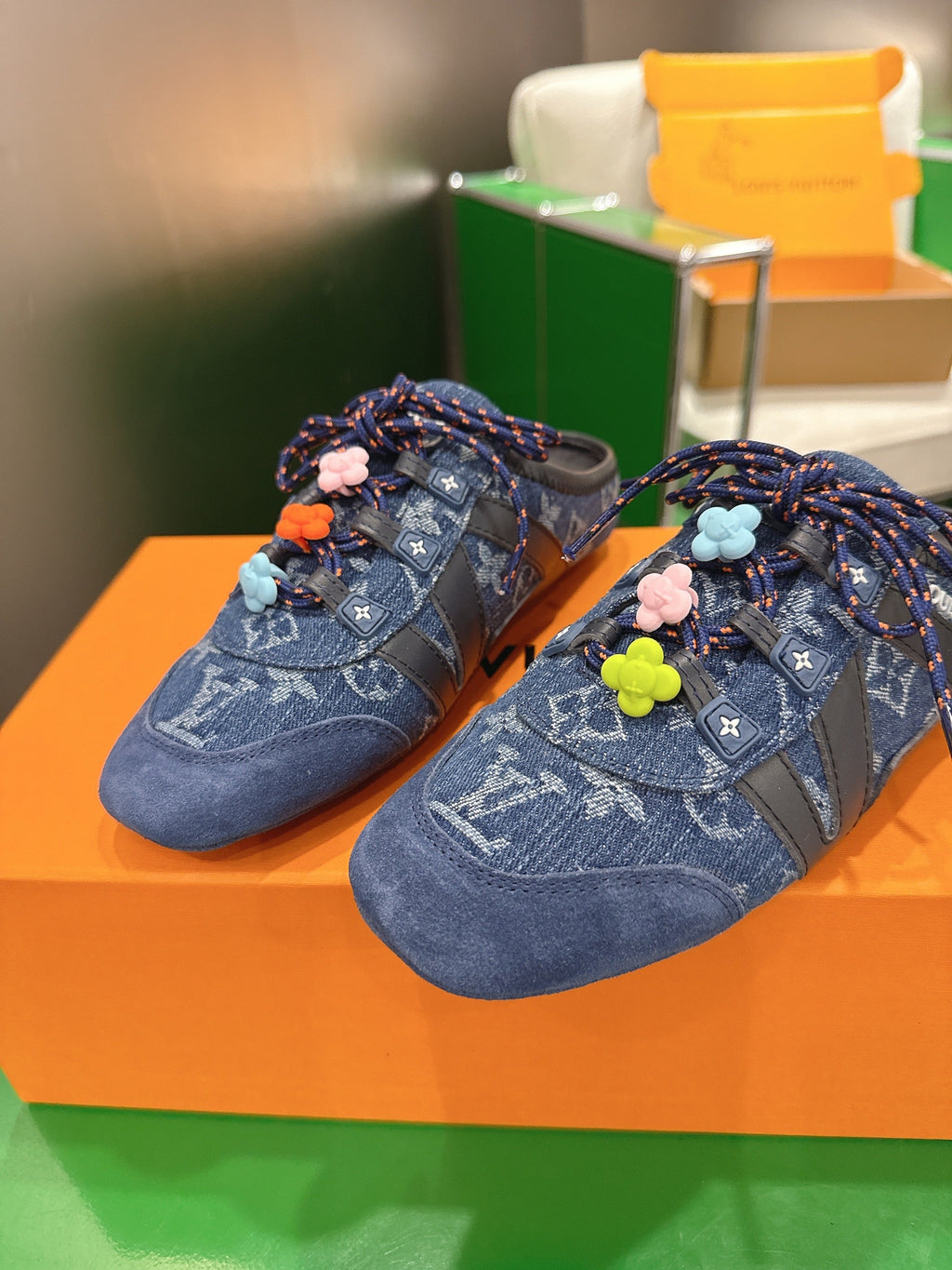 LV 26S MULE SNEAKERS IN BLUE DENIM AND SUEDE WITH FLOWER CHARM