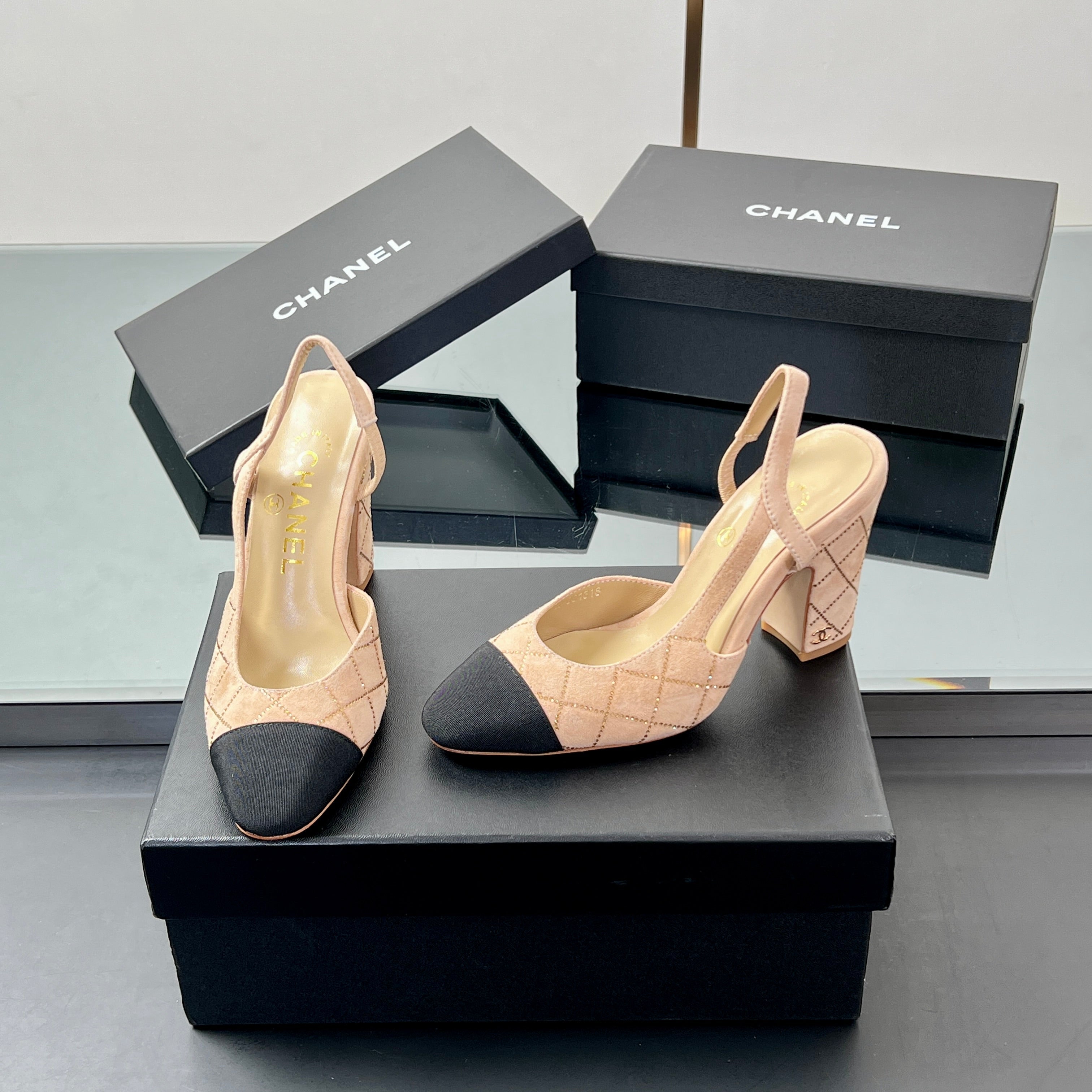 CC SLINGBACK 25S 95 MM IN BEIGE SUEDE AND CRYSTALS