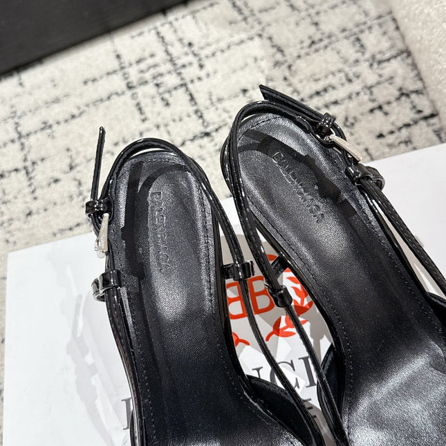 POINTED HIGH SLINGBACK IN BLACK PATENT CALFSKIN WITH CRYSTAL BUCKLE
