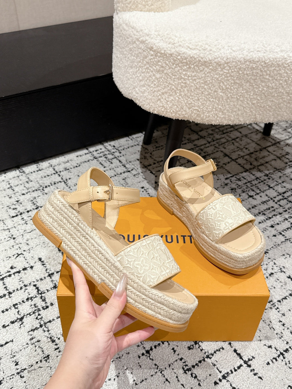 LV PLATFORM ESPADRILLE SANDALS 25S IN BEIGE FABRIC