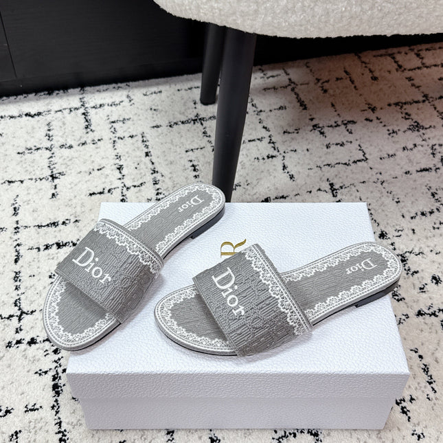 DIOR 26S SLIDES IN GREY EMBOSSED OBLIQUE LACE EMBROIDERY
