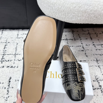 CHLOÉ 26S FLAT SHOES IN BLACK CALFSKIN WITH METAL STUDS