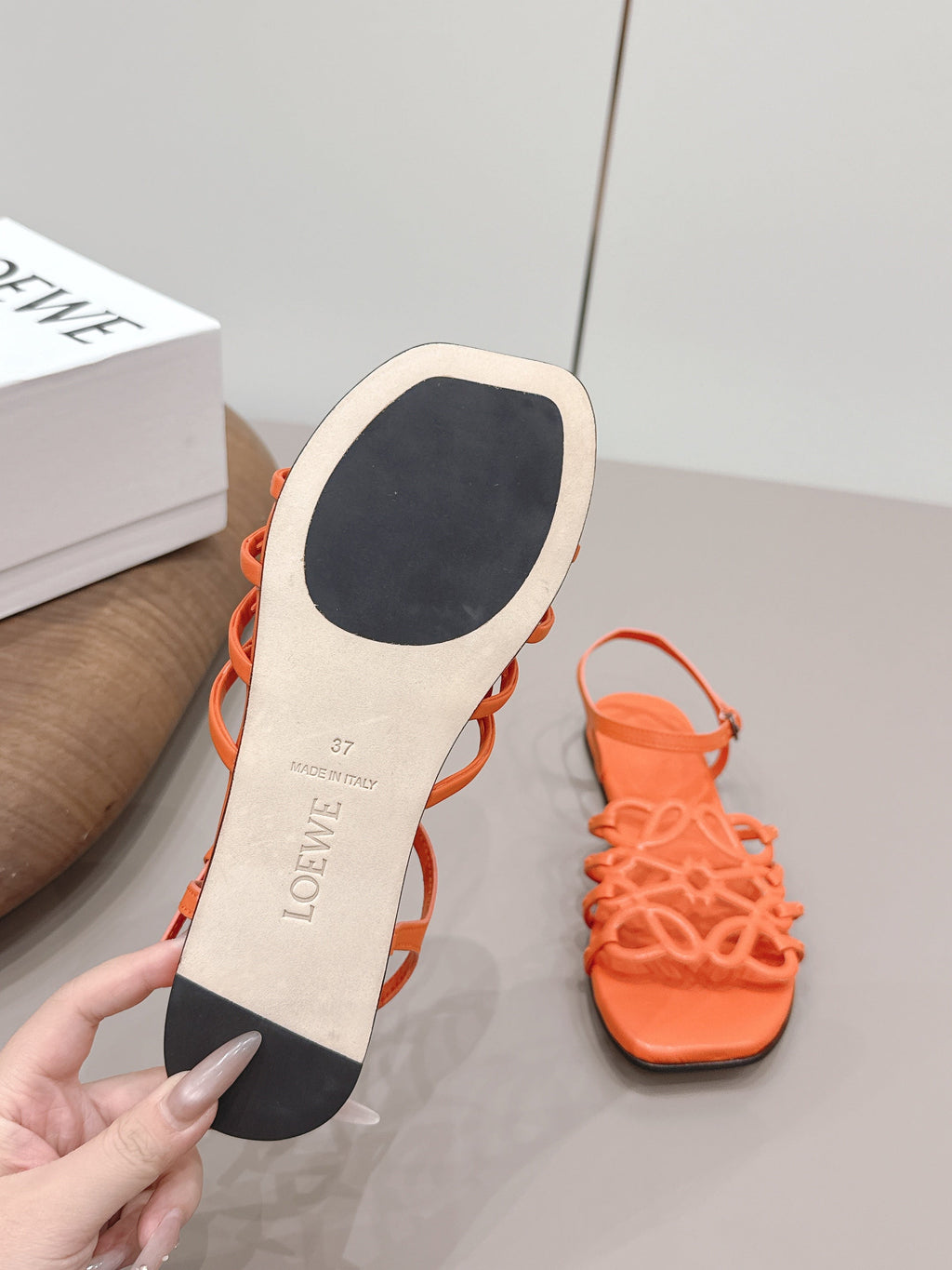 LOEWE 26S SQUARE TOE SANDALS IN ORANGE CALFSKIN LOGO