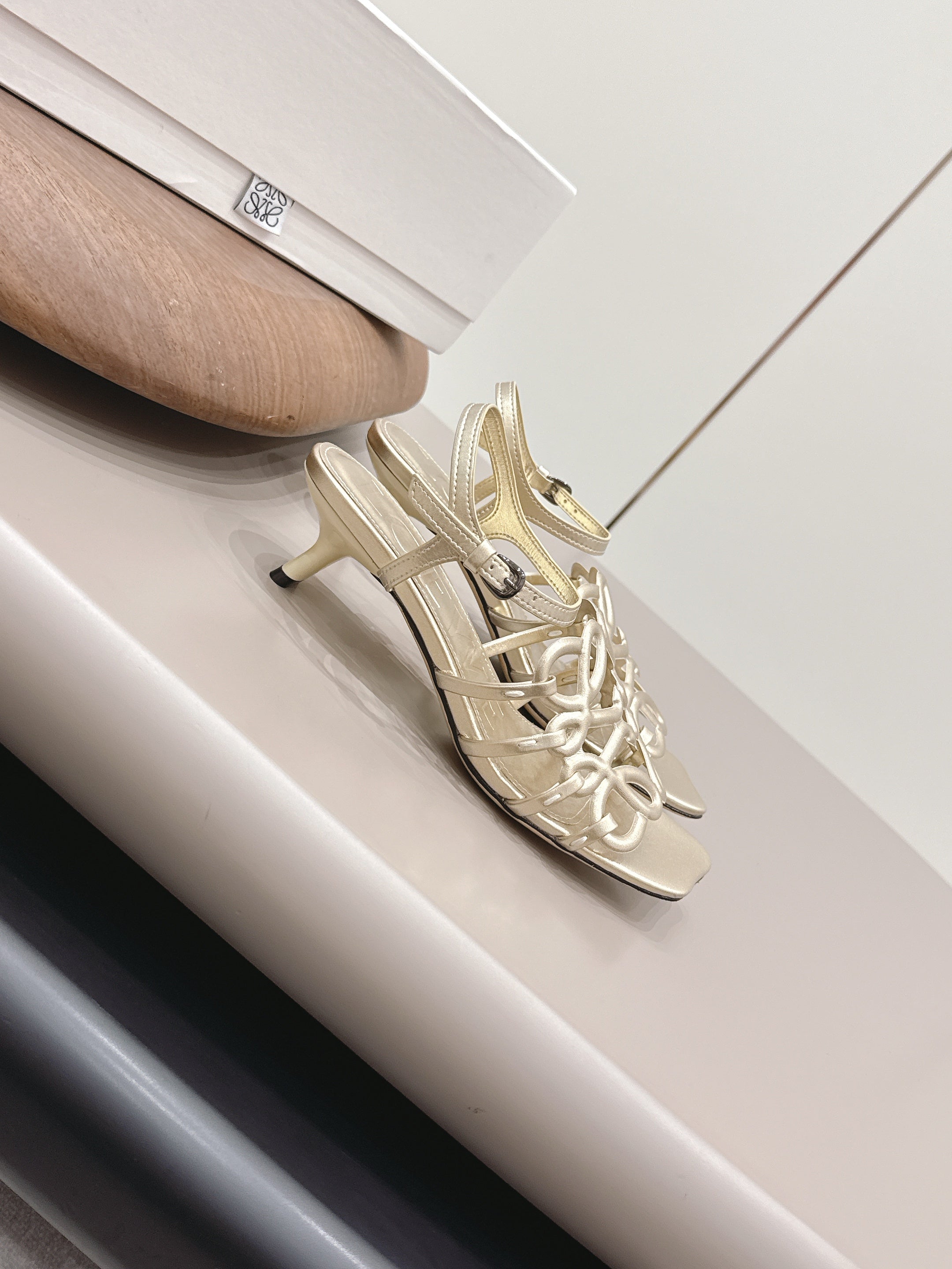 LOEWE 26S SQUARE TOE HEEL SANDALS 50MM IN GOLD CALFSKIN LOGO