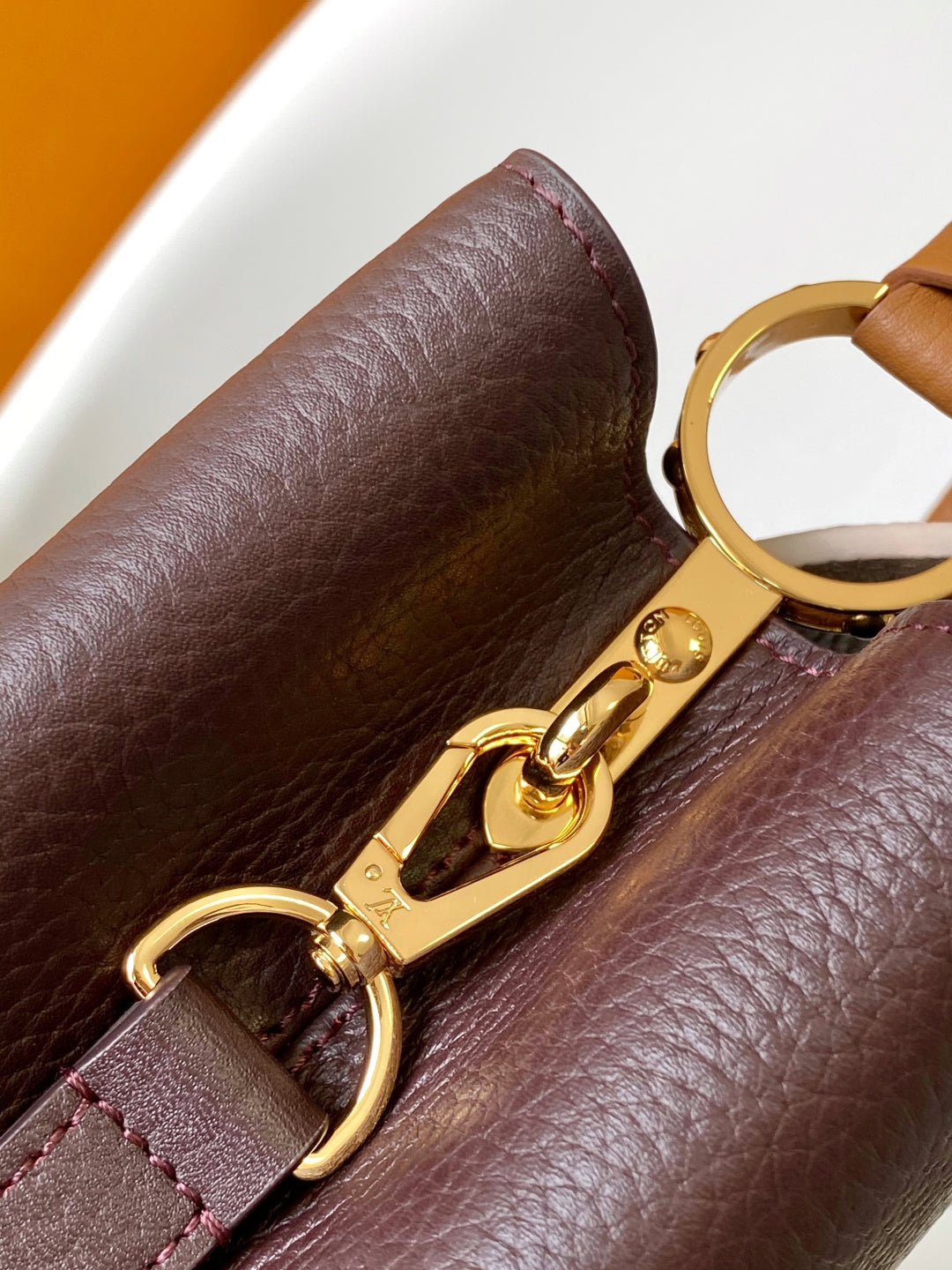 LV 26S CAPUCINES BAG 27 IN REDDISH BROWN TAURILLON CALFSKIN