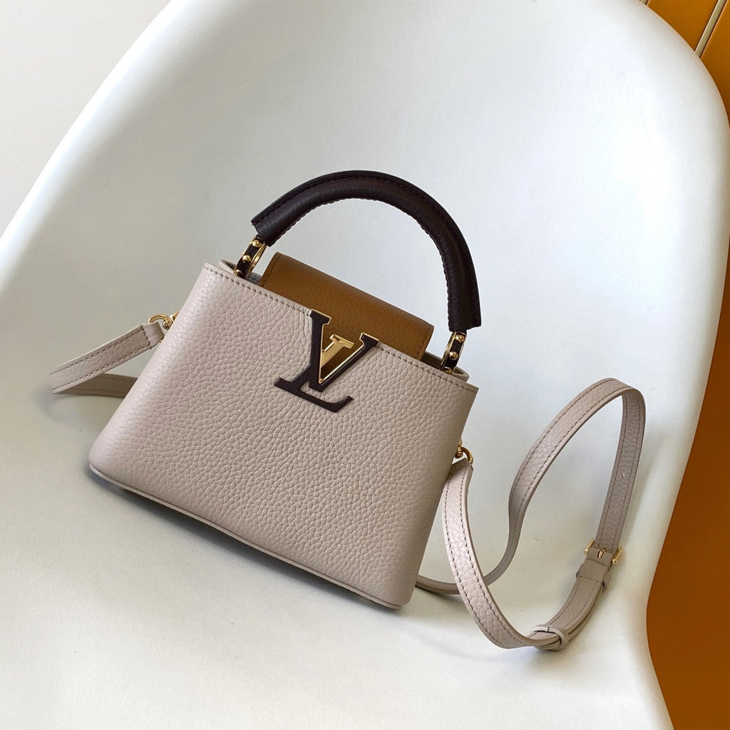 LV 26S CAPUCINES BAG 21 IN GRAYISH BEIGE TAURILLON CALFSKIN