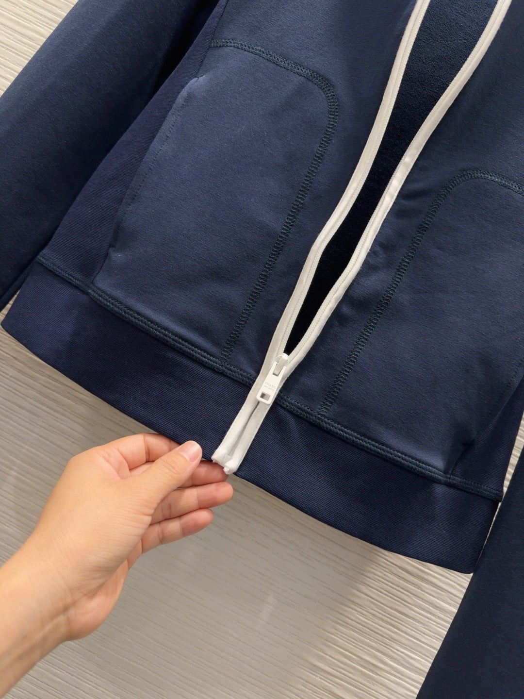 PRADA 26S TWO-PIECE SET 664