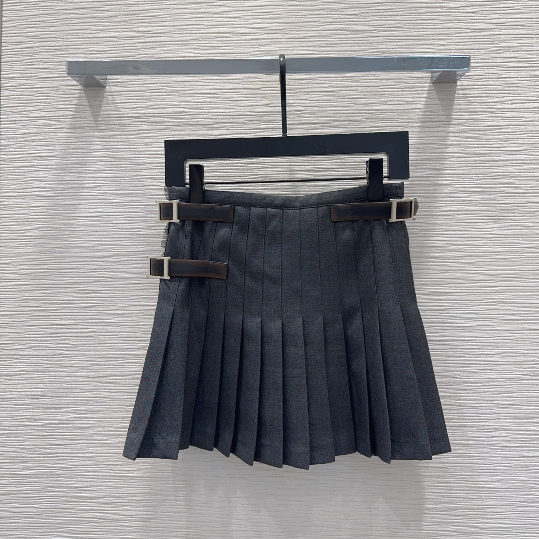 PRADA 26S PLEATED SKIRT 633