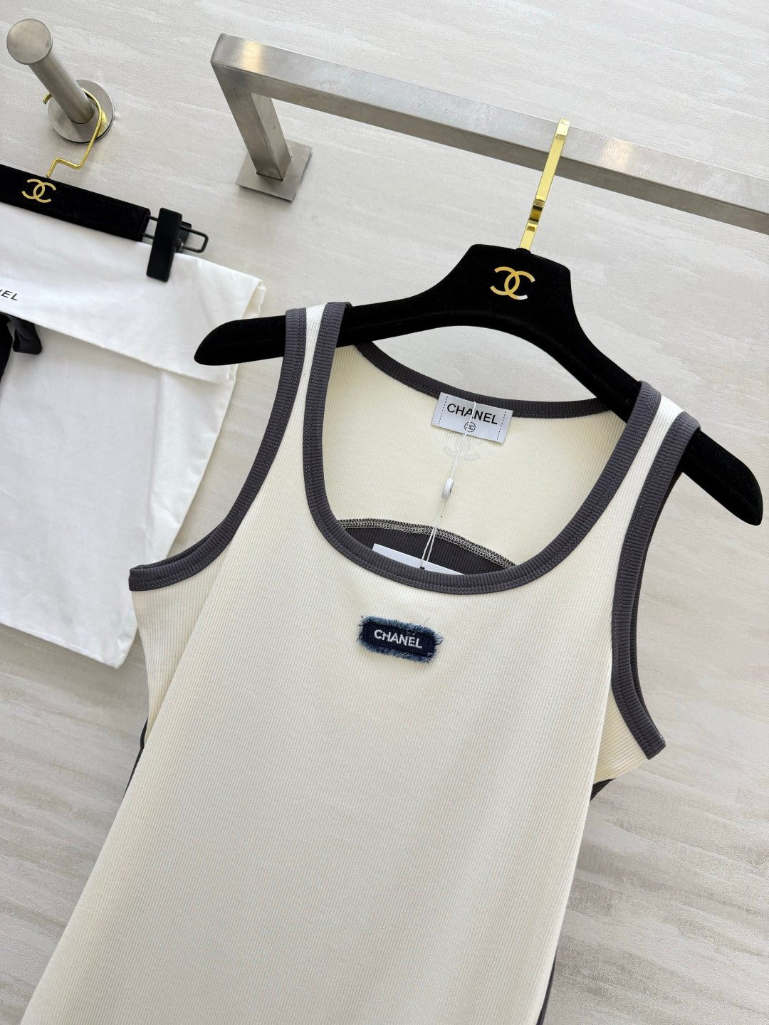 CHANEL 26S TANK TOP STYLE 1034
