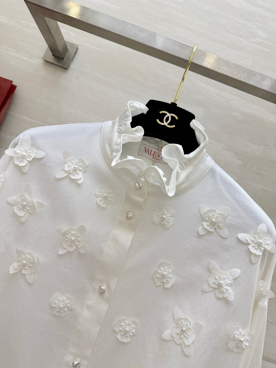 VALENTINO 26S RUFFLED COLLAR SHIRT 139