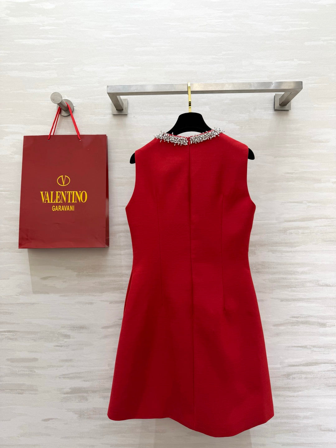 VALENTINO 26S SLEEVELESS DRESS 125