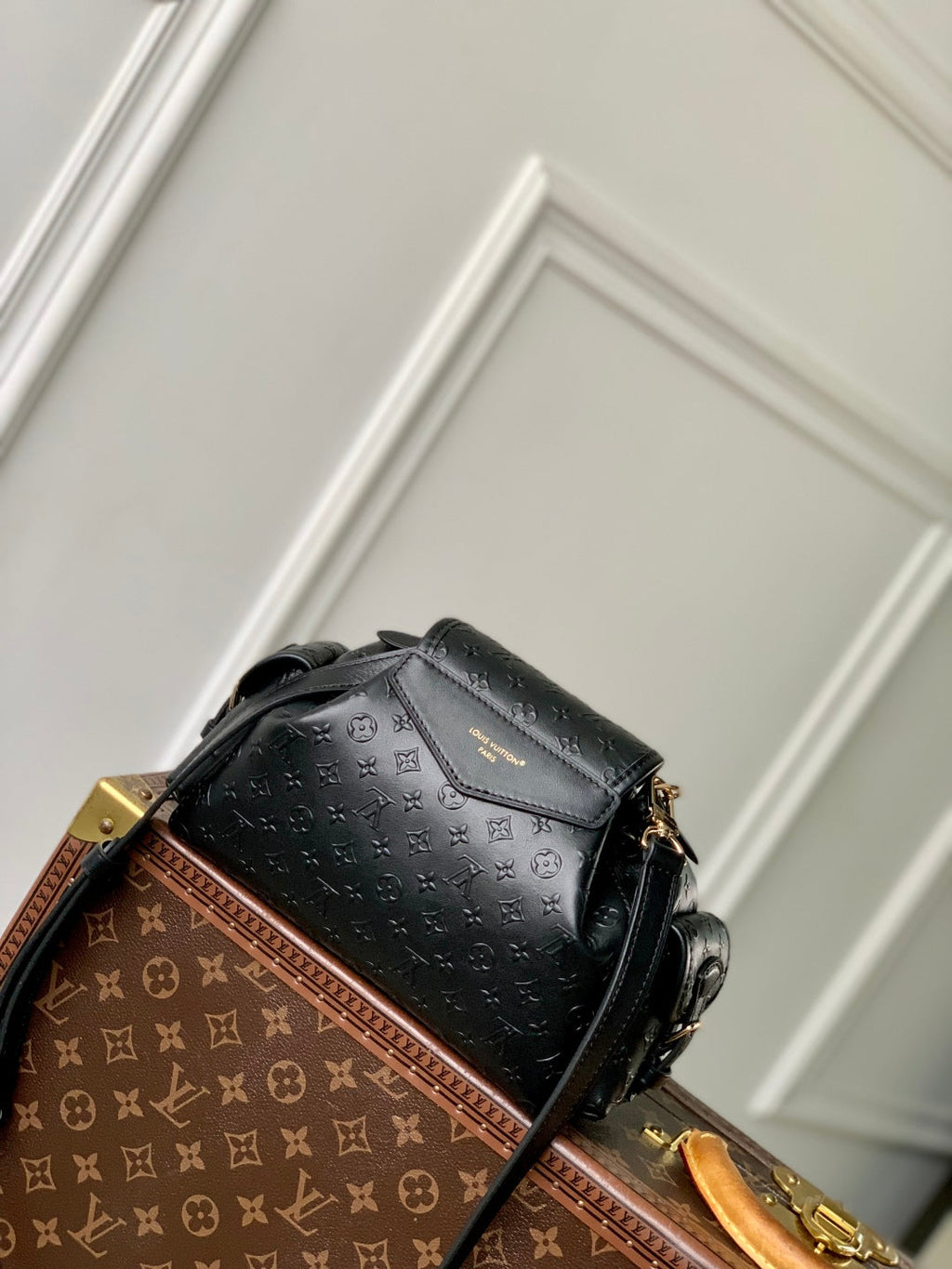 MONTSOURIS BACKPACK 27 IN BLACK MONOGRAM BOLD COATED CALFSKIN