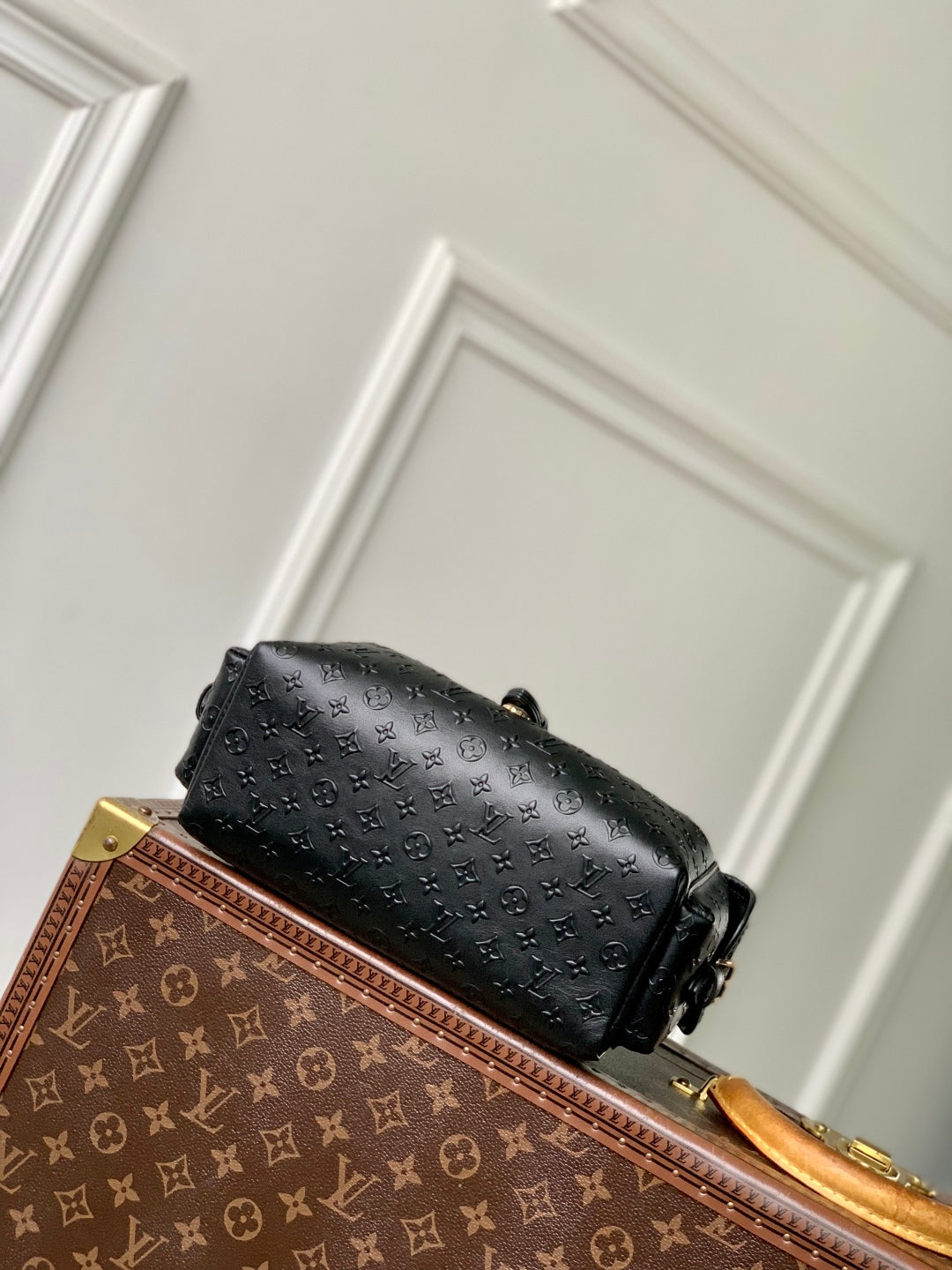 MONTSOURIS BACKPACK 27 IN BLACK MONOGRAM BOLD COATED CALFSKIN