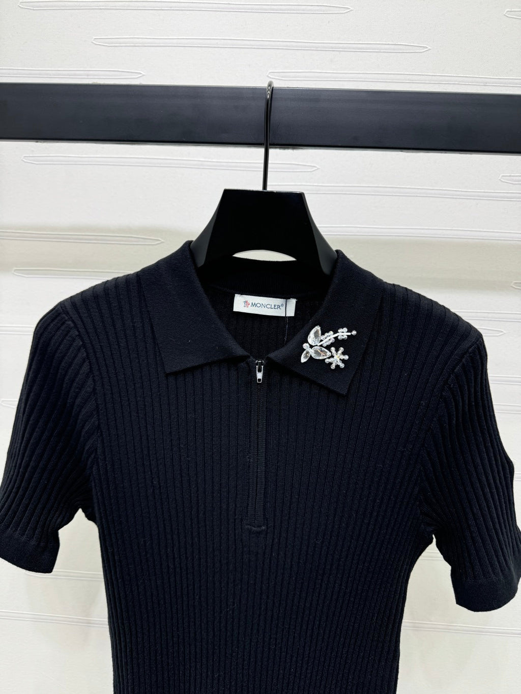 MONCLER 25S SHORT-SLEEVE KNIT TOP 255893