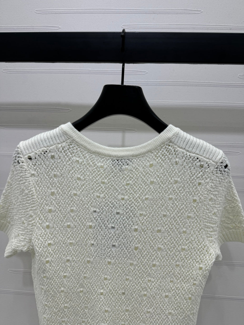 CHANEL SHORT-SLEEVE OPEN-KNIT TOP 274861