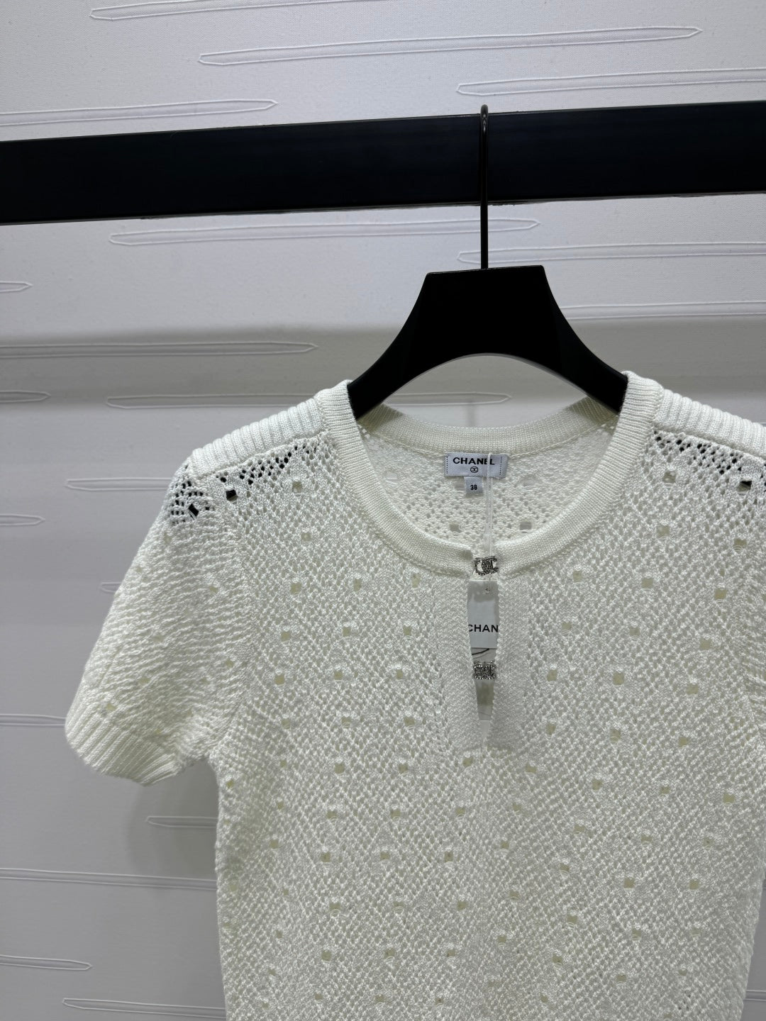 CHANEL SHORT-SLEEVE OPEN-KNIT TOP 274861