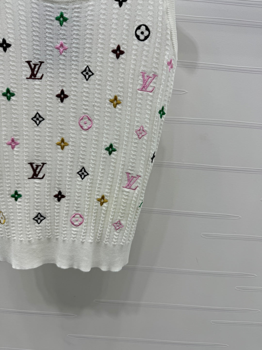 LV 25S EMBROIDERED KNIT TANK TOP 264272