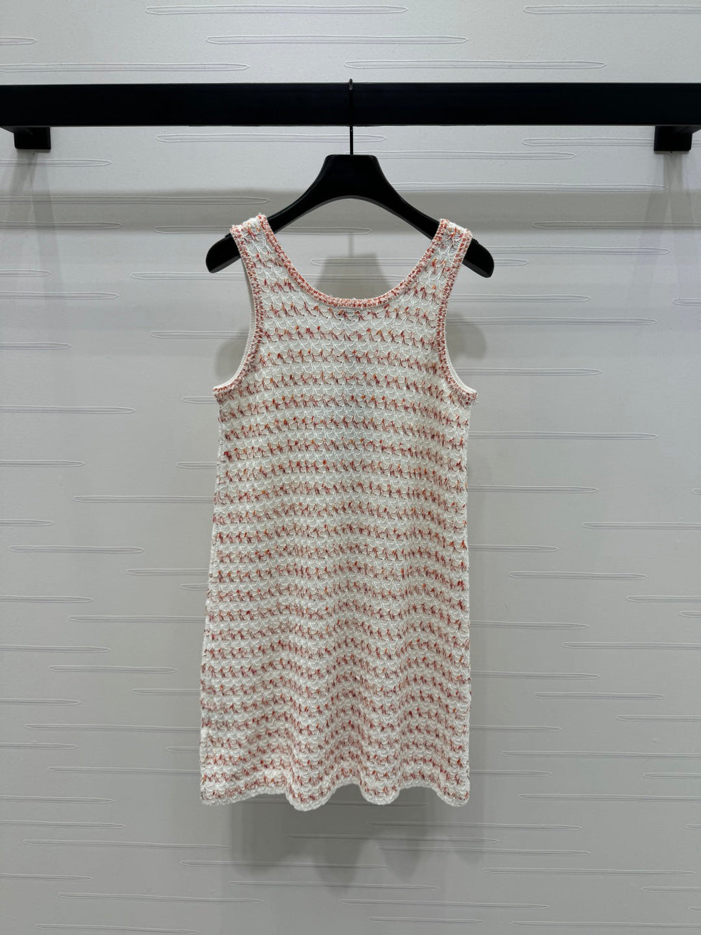 CHANEL 25S ROUND NECK KNIT DRESS WITH PEARL TAG 264026