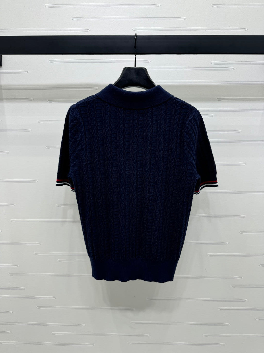 THOM SHORT-SLEEVE KNIT TOP WITH EMBROIDERED DOG MOTIF 274873