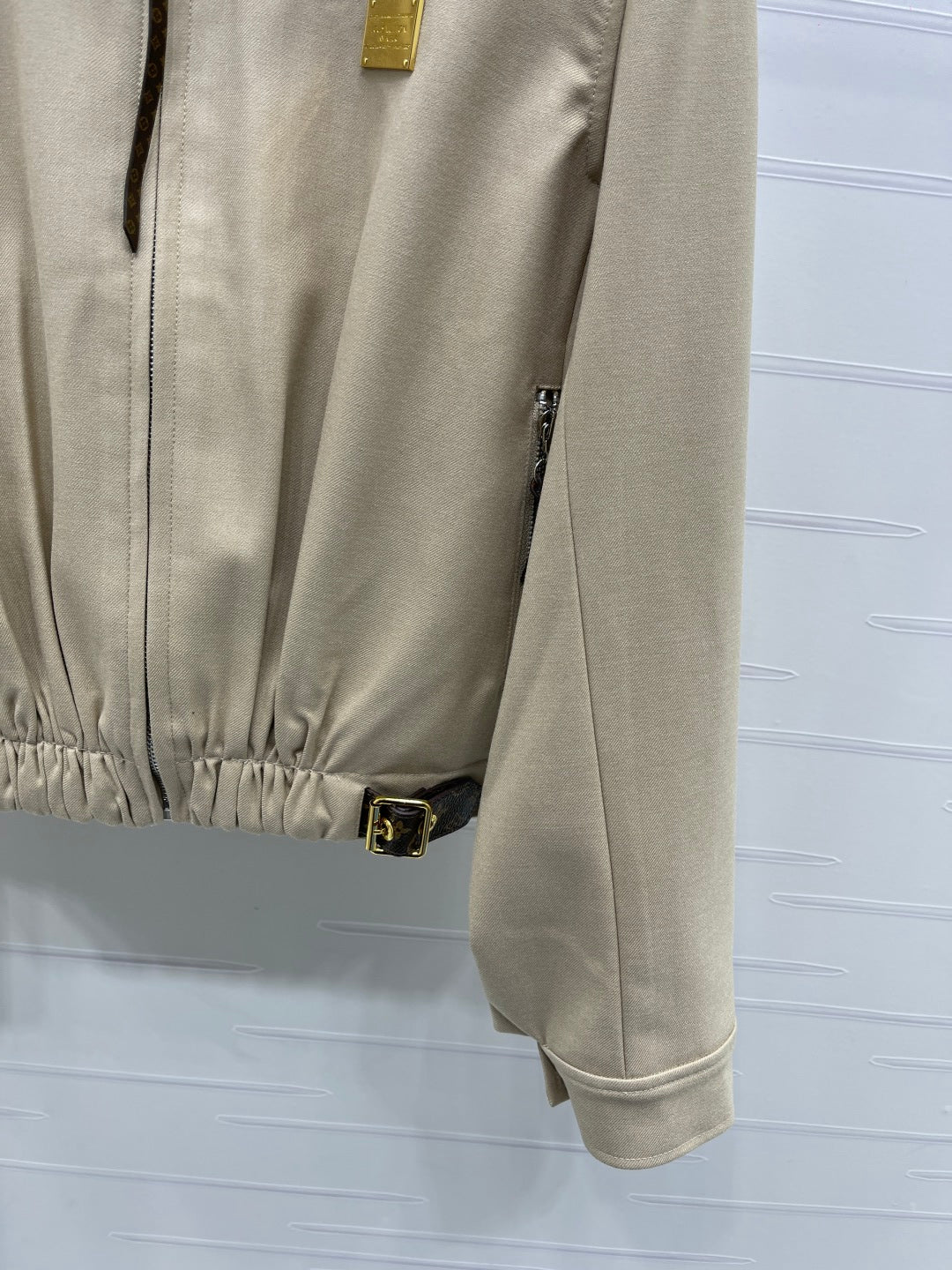 LV 25S BLAZER 0125