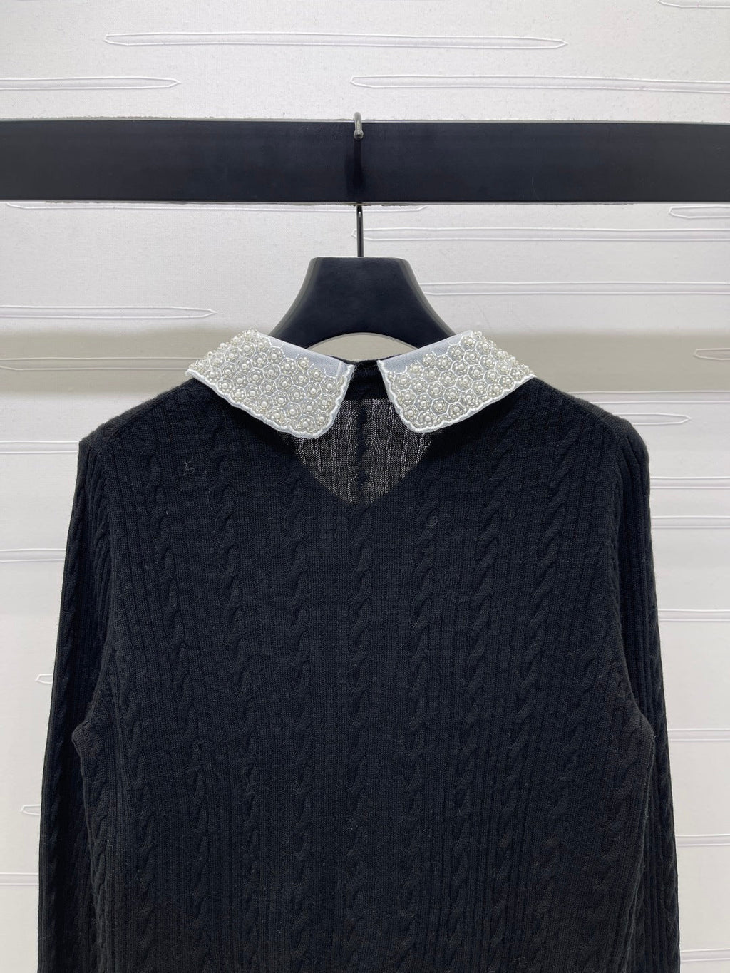 MIUMIU CARDIGAN STYLE 611