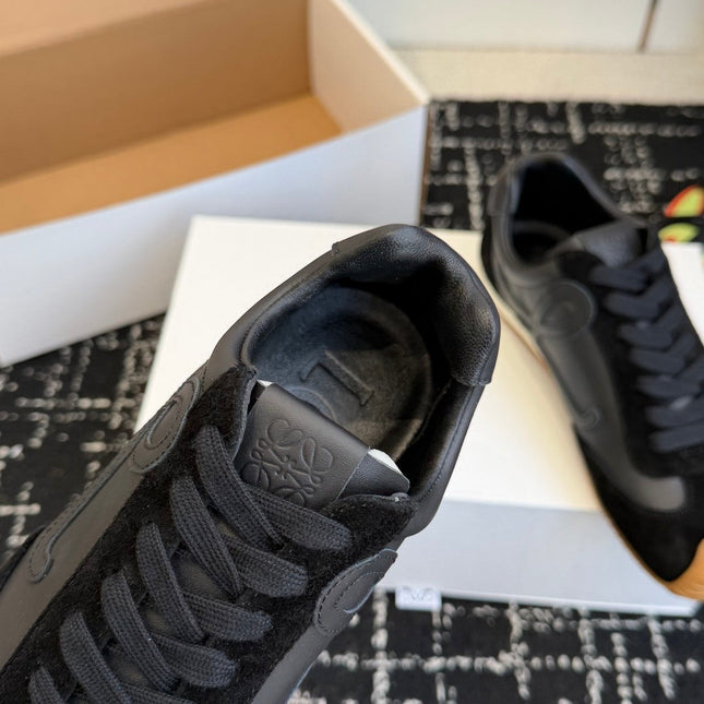 LOEWE 26S FLOW RUNNER SNEAKER IN BLACK SUEDE AND LAMBSKIN