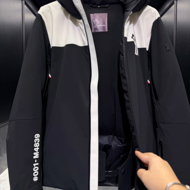 MONCLER 25S LUXURY DOWN JACKET 276