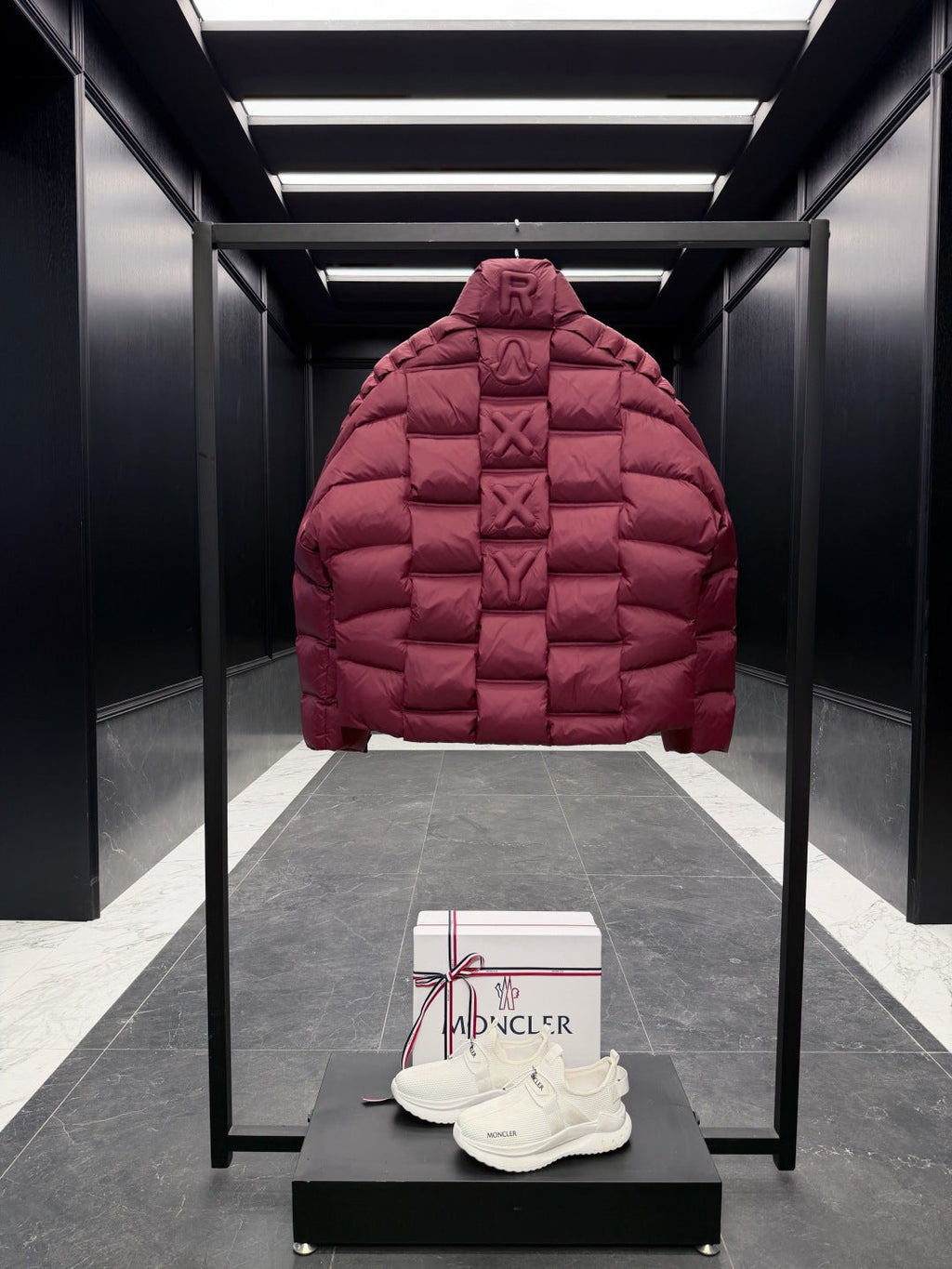 MONCLER 25S PREMIUM DOWN JACKET 492