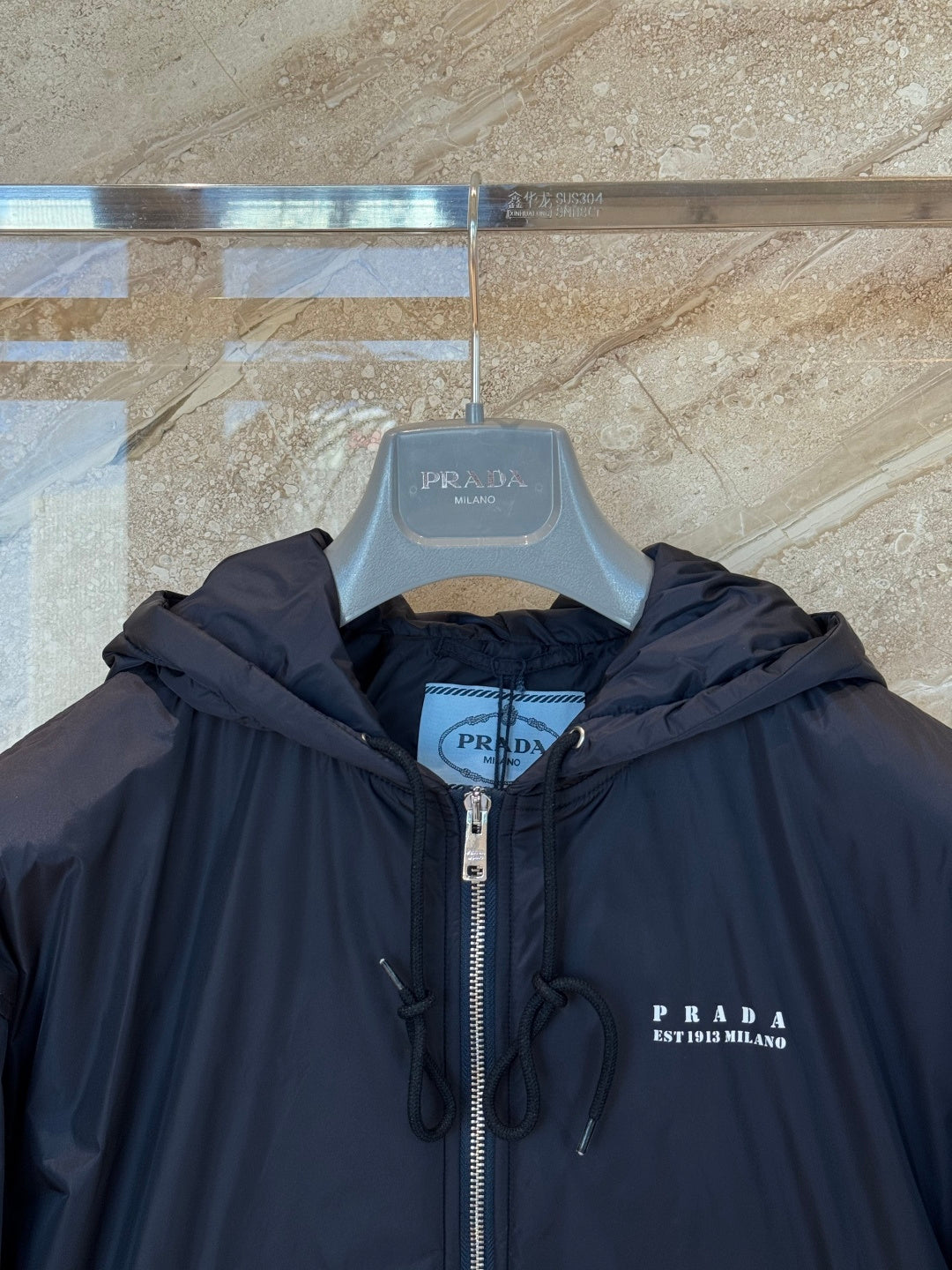 PRADA 26S HOODED PADDED JACKET 643