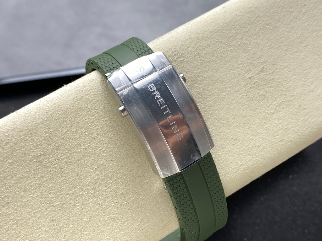 SUPEROCEAN AUTOMATIC 44 GREEN CERAMIC BEZEL GREEN RUBBER STRAP