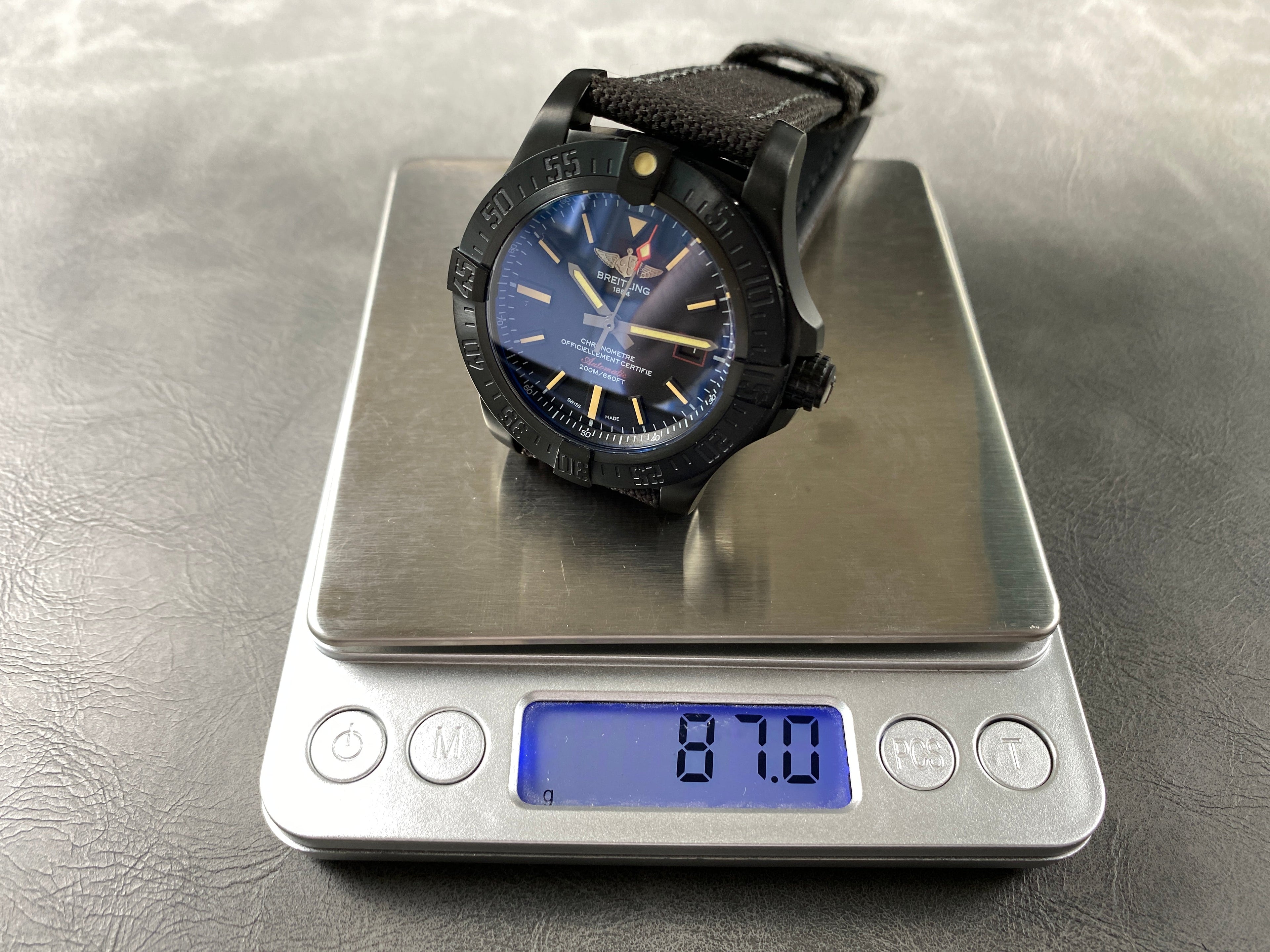 AVENGER BLACKBIRD TITANIUM CASE BLACK NYLON STRAP