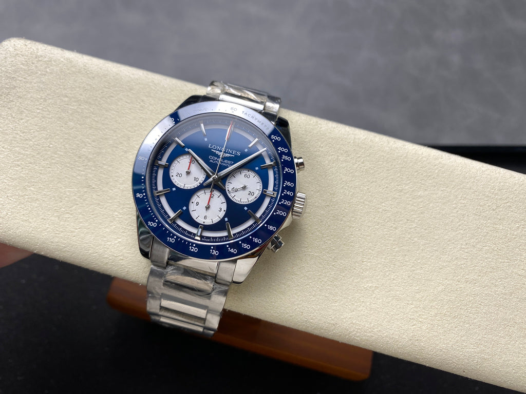 CONQUEST CHRONOGRAPH 42 MM SILVER CASE WITH NAVY BLUE DIAL