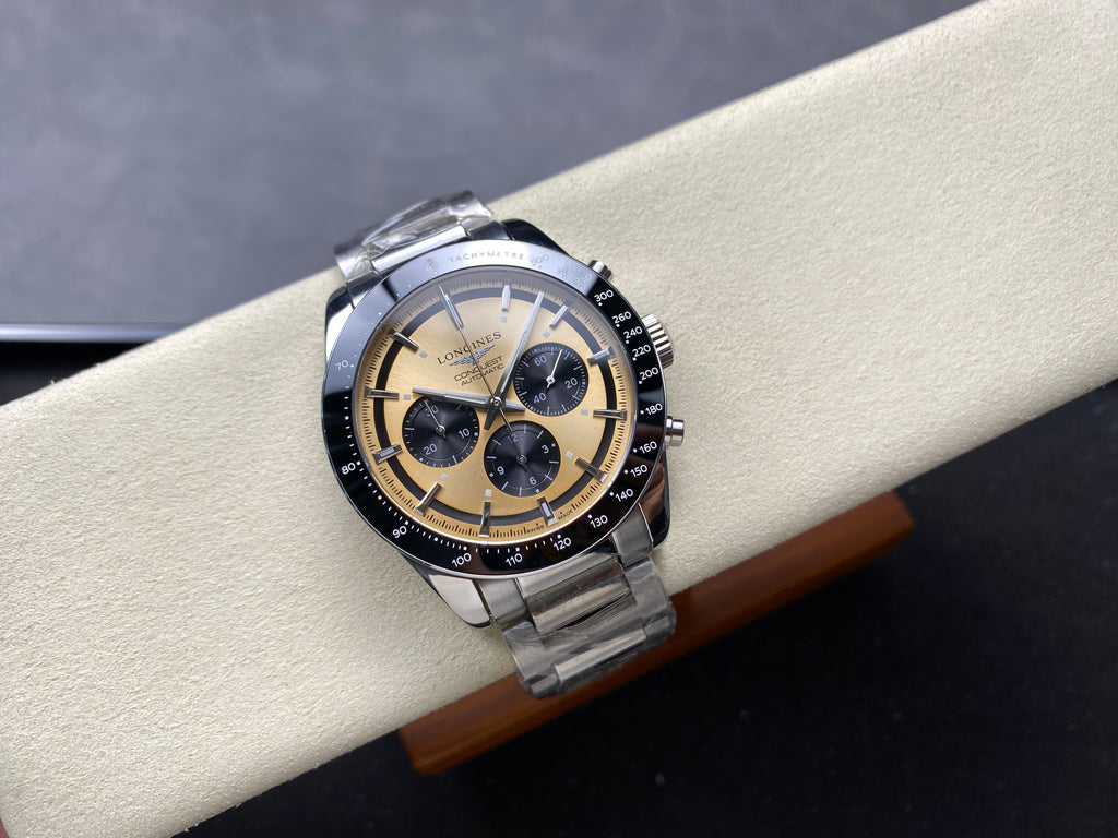 CONQUEST CHRONOGRAPH 42 MM SILVER CASE WITH GOLD DIAL